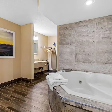 Days Inn By Wyndham Black River Falls - Access To Atv Trail Exterior photo