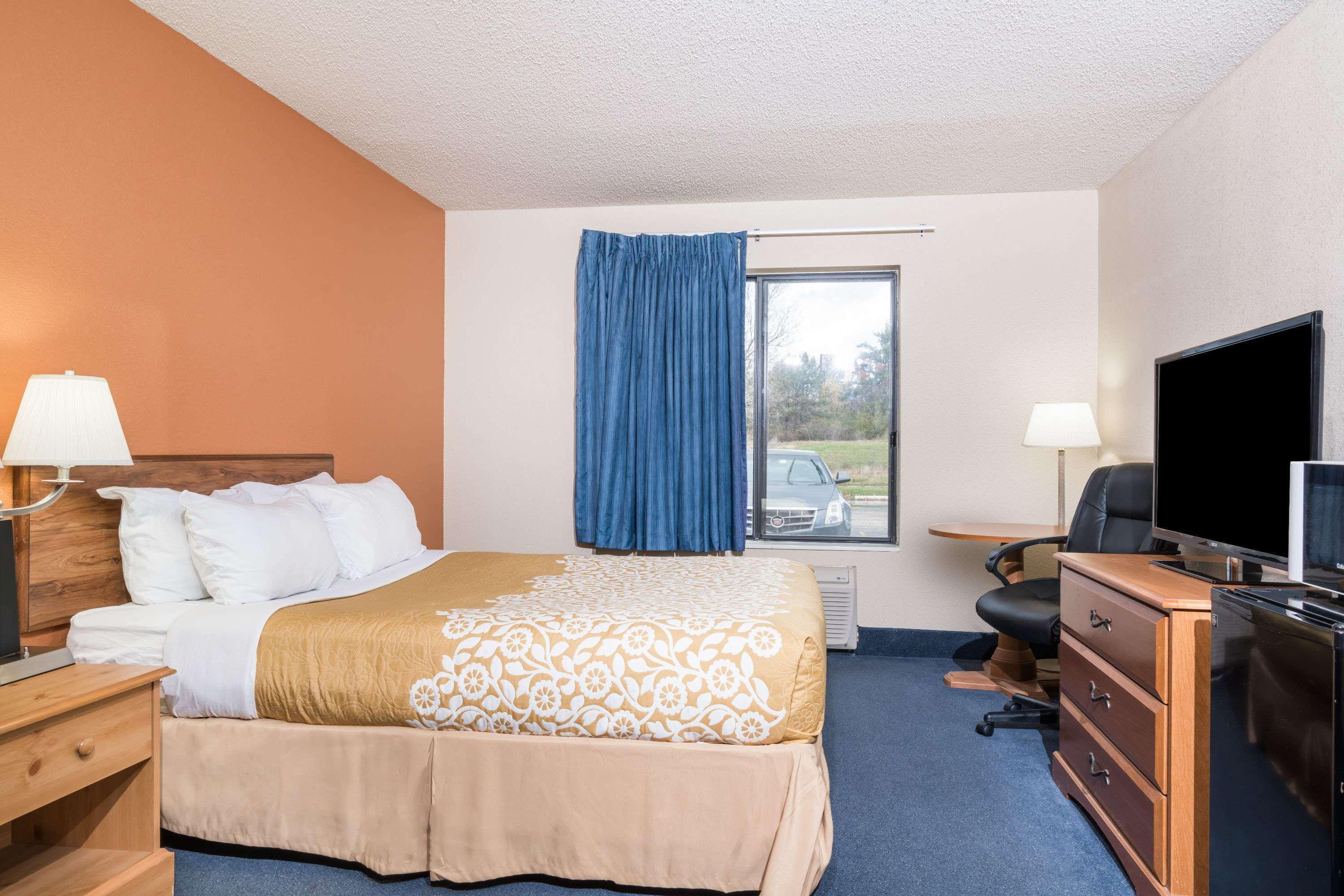 Hotel Days By Wyndham - Access To Atv Trail Black River Falls