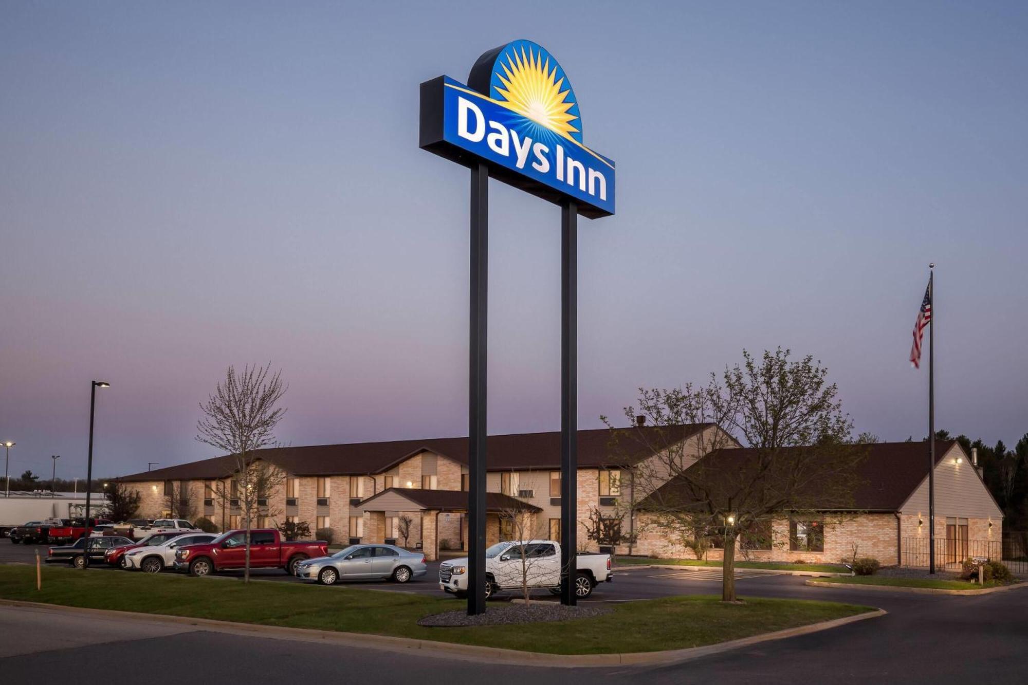 Days By Wyndham - Access To Atv Trail Hotel Black River Falls